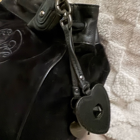 Juicy Couture Black Shoulder Bag with Crown Embroidery - Picture 2 of 9